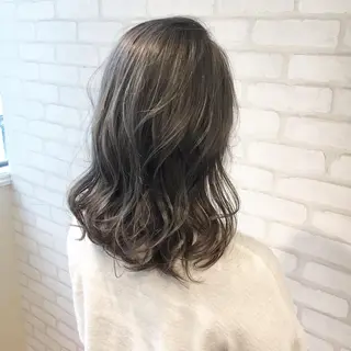 ミディアム カラー ヘアアレンジ ✨艶髪✨透明感✨ 山内大樹のヘアスタイル