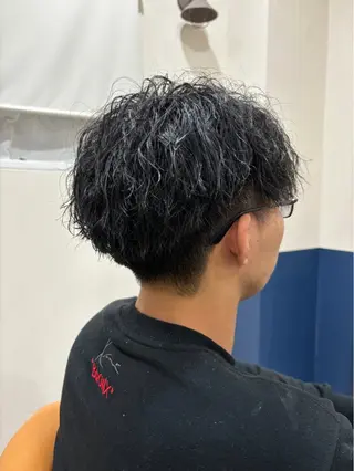 パーマ メンズ 髪の家 tikiのヘアスタイル