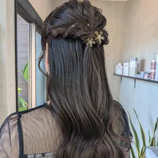 ロング ヘアアレンジ 小林 梨香のヘアスタイル