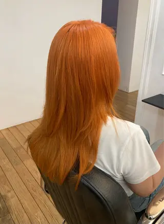 ロング カラー 川上 愛のヘアスタイル