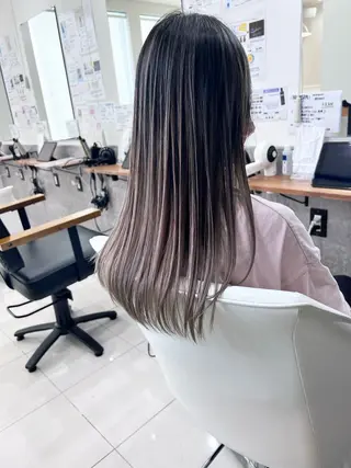 ロング カラー VIRAL ヴァイラルのヘアスタイル