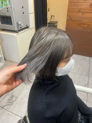 ショート カラー ヘアアレンジ 川上 麻梨阿のヘアスタイル