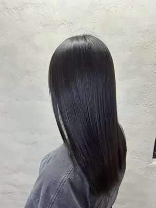 セミロング カラー 髪質改善 / 艶 / SHION🐑🌿のヘアスタイル