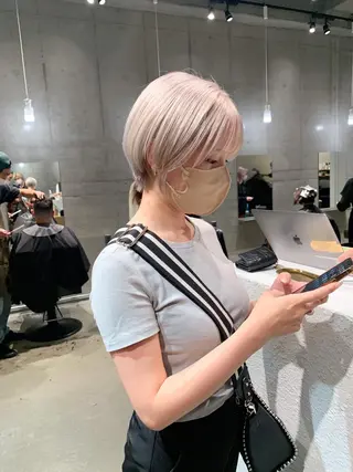 ショート カラー 名古屋ハイトーン/ 🐶ブリーチ専門店のヘアスタイル