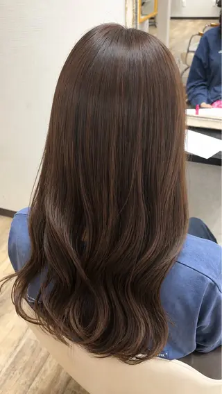 ロング カラー 佐藤 あきのヘアスタイル