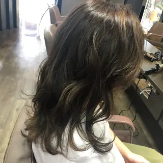セミロング カラー pep natsumiのヘアスタイル