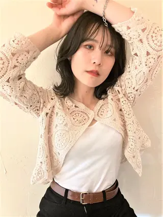 ミディアム シマダ アユミのヘアスタイル