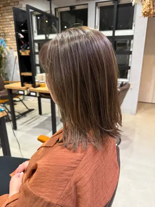 ミディアム カラー ブリーチ特化 コンテスト優勝サロンのヘアスタイル