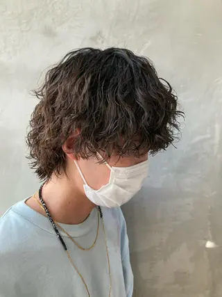 ショート パーマ メンズ 波巻きスパイラルパー マ/シャドウパーマ駿のヘアスタイル