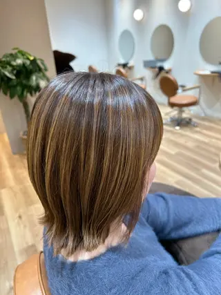 ミディアム 玉田 千智のヘアスタイル