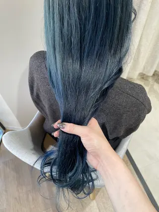ロング カラー ayano / 透明感・くすみカラーのヘアスタイル
