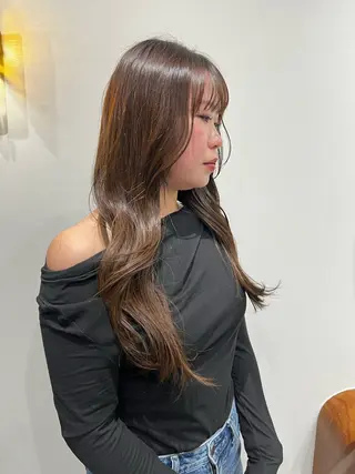 ロング TOIRO所属・山本 麗のヘアスタイル