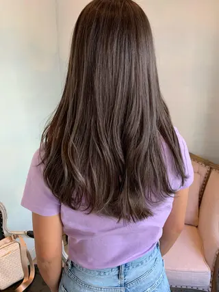 ロング カラー SAKINO. ベージュカラーのヘアスタイル