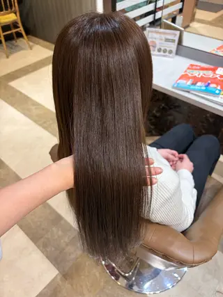 ロング カラー 鳥見 若菜のヘアスタイル