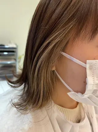 ミディアム カラー m i k u n aのヘアスタイル