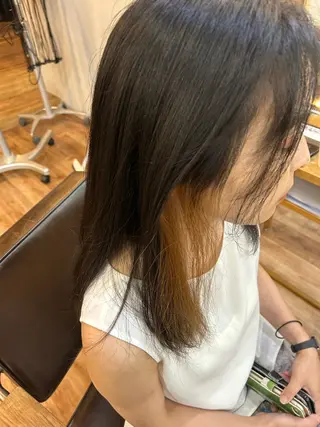 ミディアム 土佐 凪紗のヘアスタイル