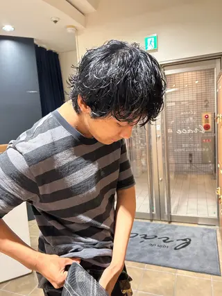 ショート シオカワ ケンショウのヘアスタイル