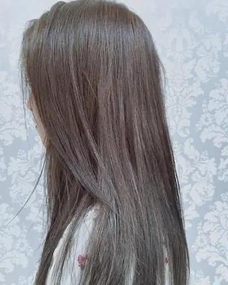 ロング カラー SaKai Nozomiのヘアスタイル