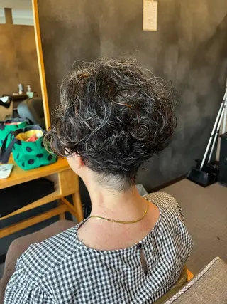 ショート カラー nicahair maiのヘアスタイル