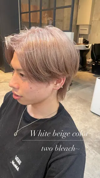 カラー メンズ 吉田 光希のヘアスタイル