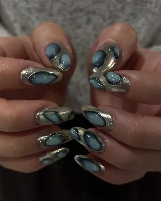 ネイル 🪐富島彩夏 /海外nail🪐のネイルデザイン