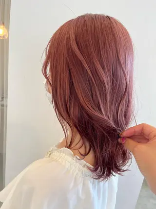 ミディアム ホラオク カナエのヘアスタイル