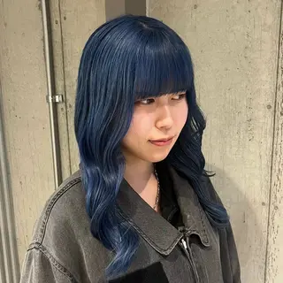 セミロング 最強デザインカラー/ ブリーチ/アヤミ🌟のヘアスタイル