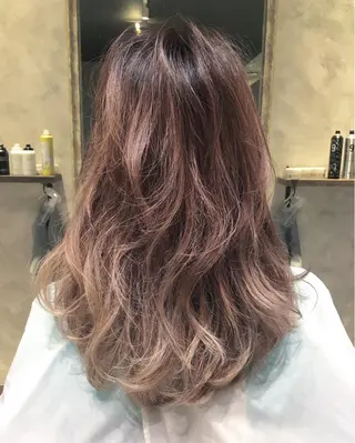 ロング カラー 國村 優のヘアスタイル