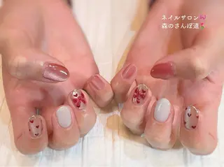 ネイル ショートネイル 森のさんぽ道のネイルデザイン