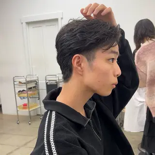 ショート クロスパーマ× 透明感カラー✂︎のヘアスタイル