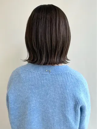ミディアム カラー 山口 莉奈のヘアスタイル