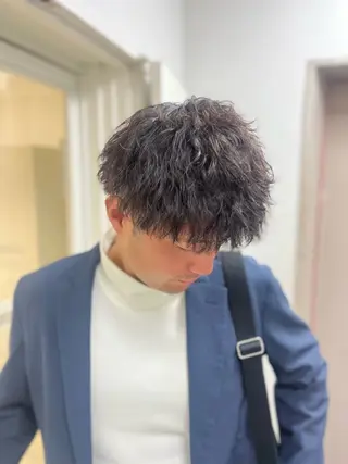 パーマ メンズ 【ただの天才 🎨】のヘアスタイル