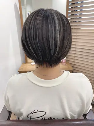 ショート カラー ハイライト⭐️上野 高広のヘアスタイル