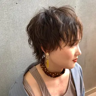 ショート 顔周りの垢抜けヘア 立山愛梨のヘアスタイル