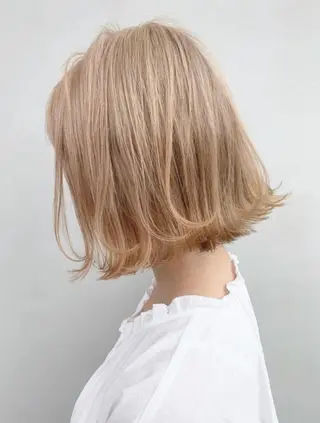 ショート カラー ケアブリーチ 黒瀬有汰のヘアスタイル