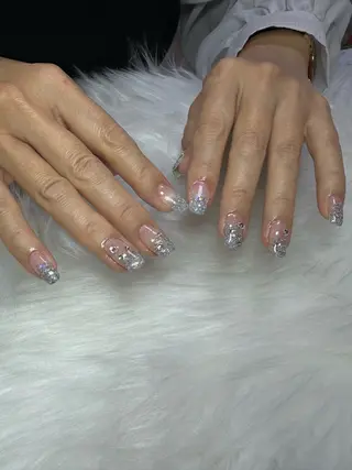 ネイル Laula🤍 ayakaのネイルデザイン