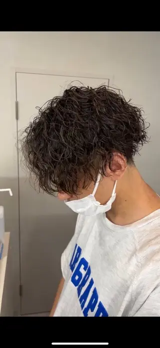 パーマ メンズ 🐺ウルフ/レイヤー カット/高嶋湧大のヘアスタイル