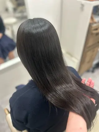 ロング ULUA ひまりのヘアスタイル