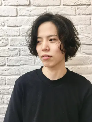 ショート パーマ メンズ 山口 悟のヘアスタイル