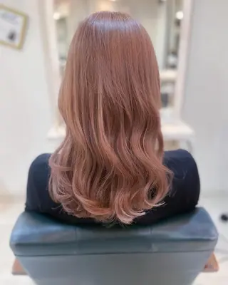 セミロング カラー 古川 流久のヘアスタイル