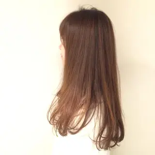 ロング カラー 伊藤 さやかのヘアスタイル