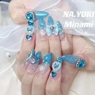 ネイル 🌷 Mooning 🌷のネイルデザイン