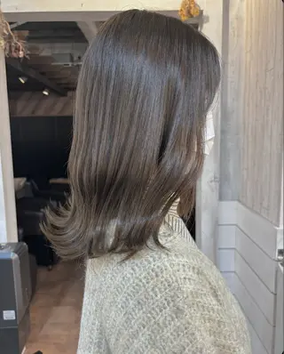 セミロング 透明感/レイヤー /ayaneのヘアスタイル