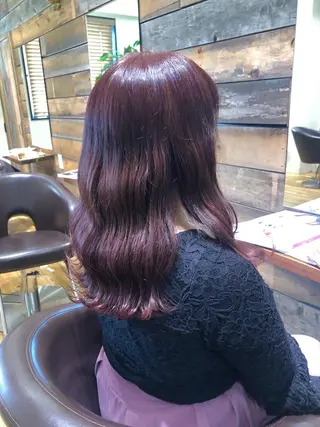 ロング カラー 梅山 美侑のヘアスタイル