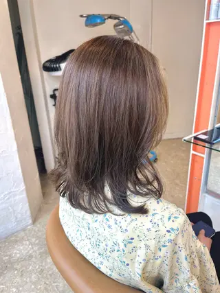 ミディアム カラー うしだ かおるのヘアスタイル