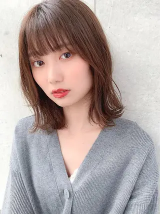 ミディアム カラー ヘアアレンジ 透明感×韓流ハイ トーン🫧RYUTAのヘアスタイル