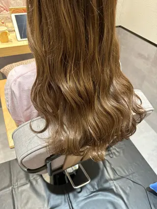 ロング カラー やまぐち あやみのヘアスタイル