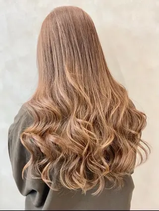 ロング 中西 未久のヘアスタイル