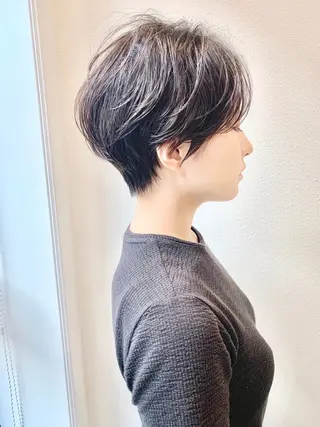 ショート カラー ⭐️小顔ショート⭐️ 大鷲拓海のヘアスタイル