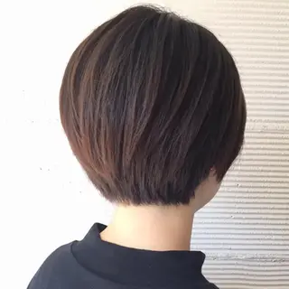 ショート 中林 由佳のヘアスタイル